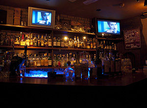 BAR ムーンティアーズ